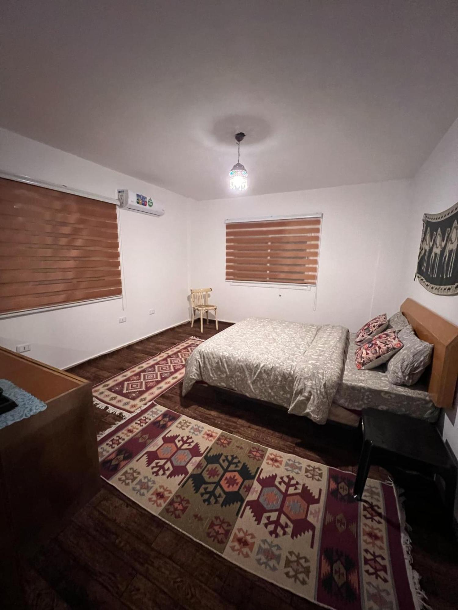Bed and Breakfast Happy Bedouin House Petra Al Hayy Esterno foto